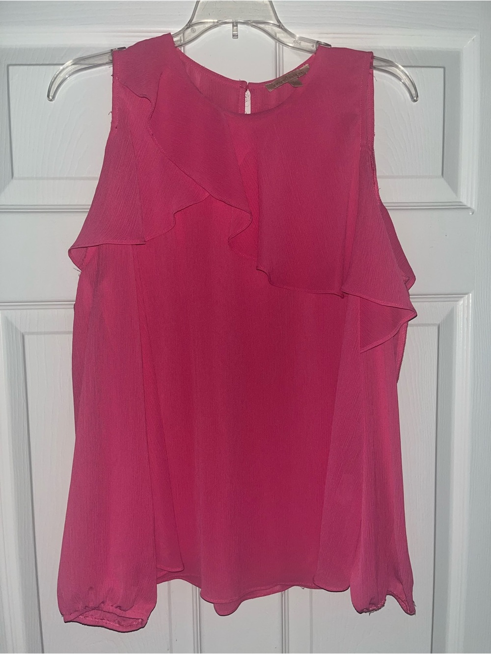 Gibson Latimer Fuchsia Ruffle Sleeveless Camisole